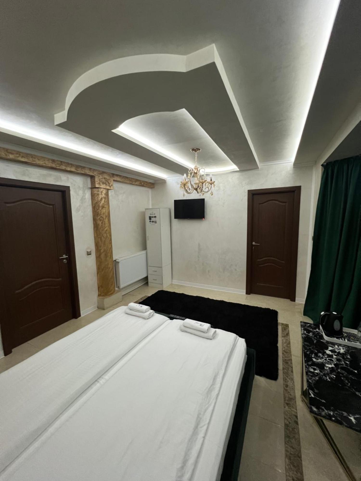 Pensiunea Medellin Tulcea Extérieur photo