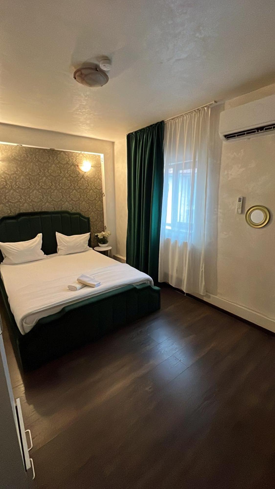 Pensiunea Medellin Tulcea Extérieur photo